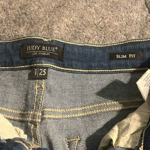Judy Blue size 25 slim fit